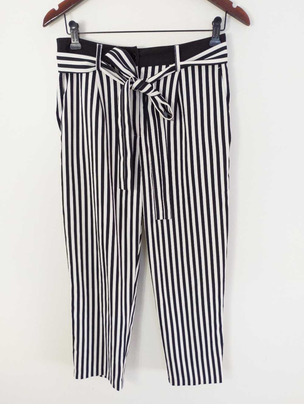 Sandro Ferrone Roma Black & White Striped Tie Waist Tapered Pants Size IT 42
